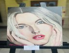 Se inaugura la exposición “Belleza femenina”  de Gen Serymar en Casa de la Cultura