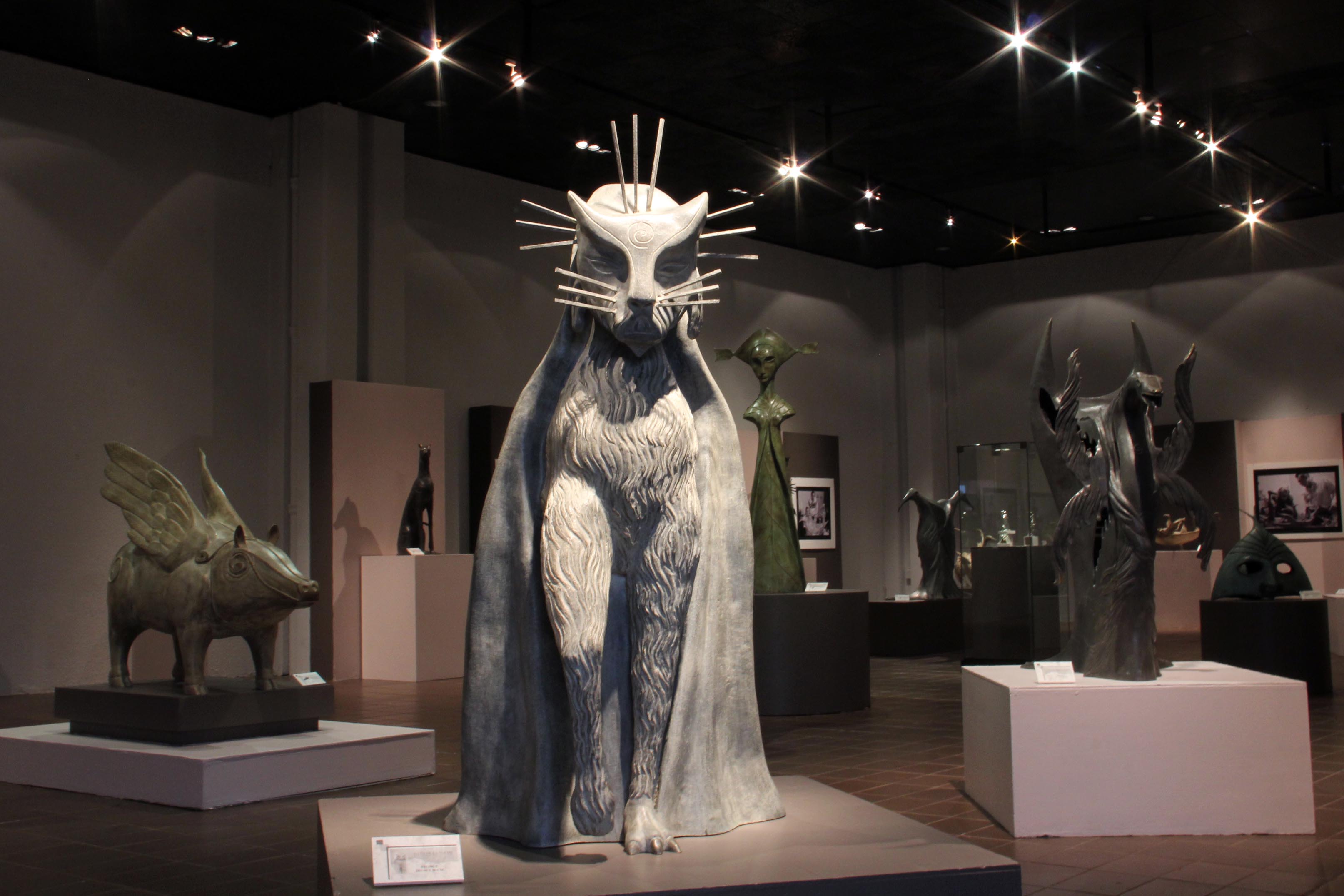 Exposición Leonora Carrington y sus personajes fantásticos