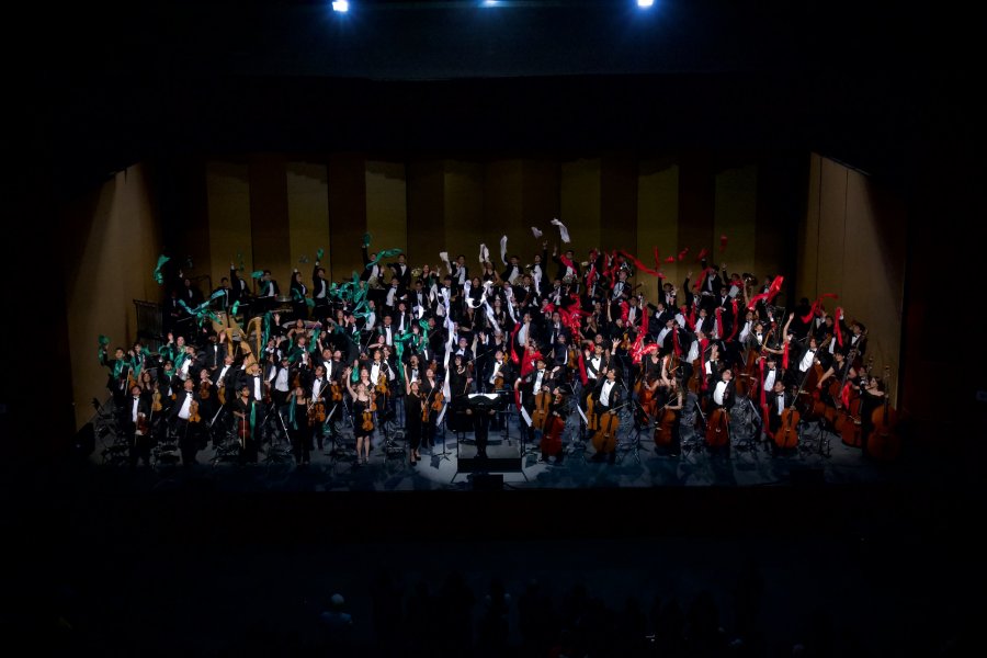 Prensa: Más de 1600 personas aplauden el inicio de la 31 gira nacional de la Orquesta Sinfónica Infantil de México