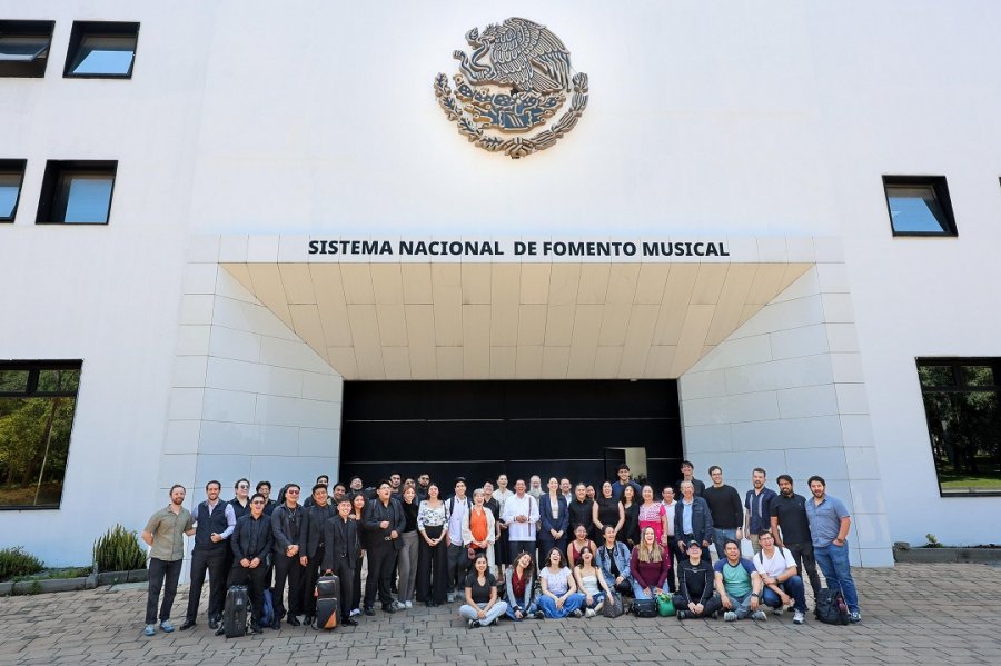Prensa: LA SECRETARIA CLAUDIA CURIEL DE ICAZA INAUGURA SEDE PARA LAS AGRUPACIONES DEL SISTEMA NACIONAL DE FOMENTO MUSICAL