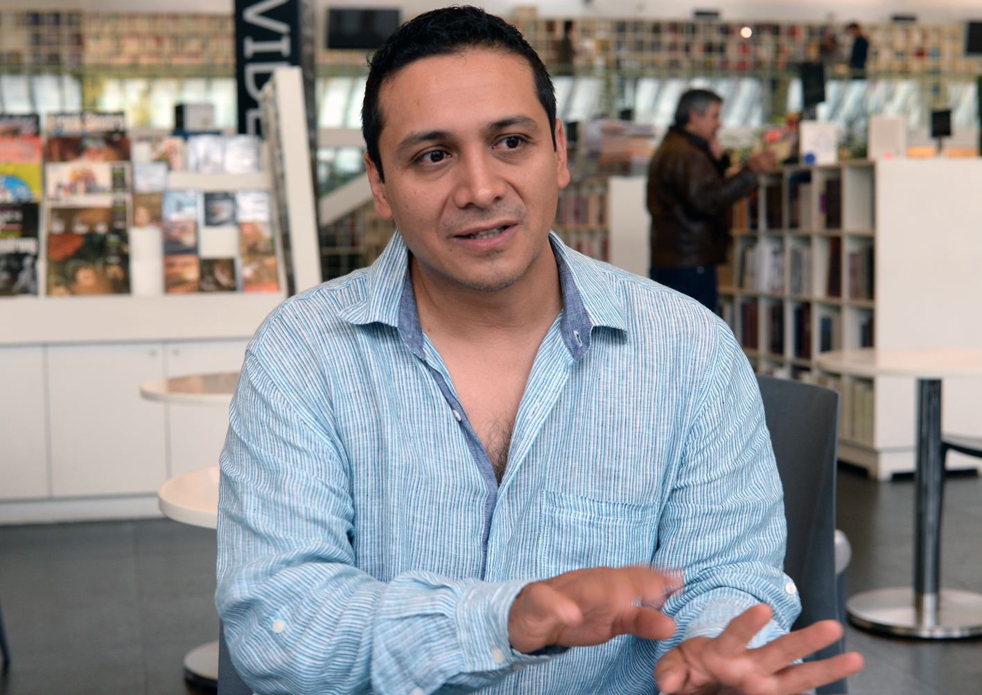 Secretaría De Cultura Kit De Prensa Zombis Vampiros Y Superhéroes Dan Vida A Em La Balada De Los Arcos Dorados Em Novela De César Silva Márquez